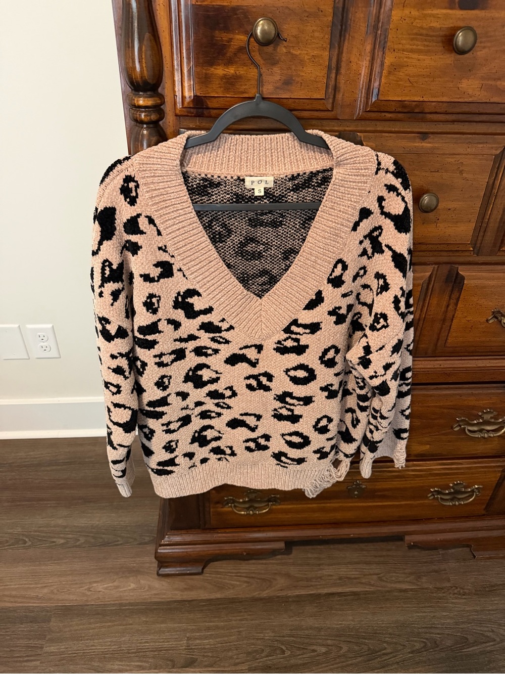 POL Pink Leopard-Print V-Neck Sweater